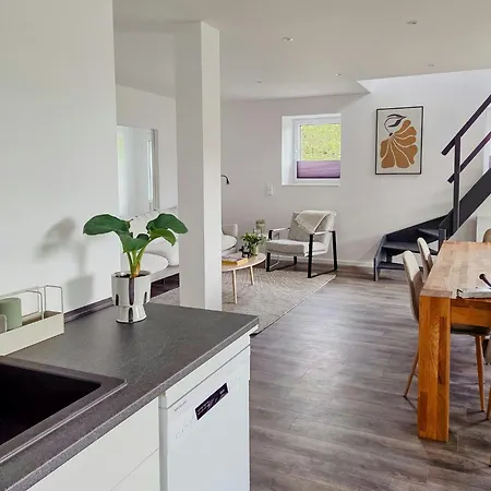 Modern In Nature With A View * Extertal