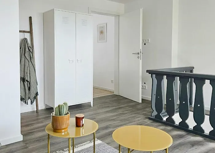 Modern In Nature With A View Feriehus