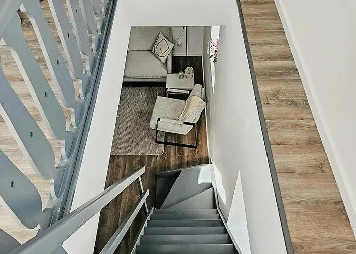 Modern In Nature With A View * Extertal